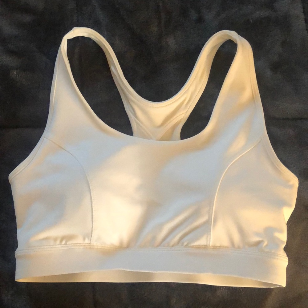 Women’s sports bra